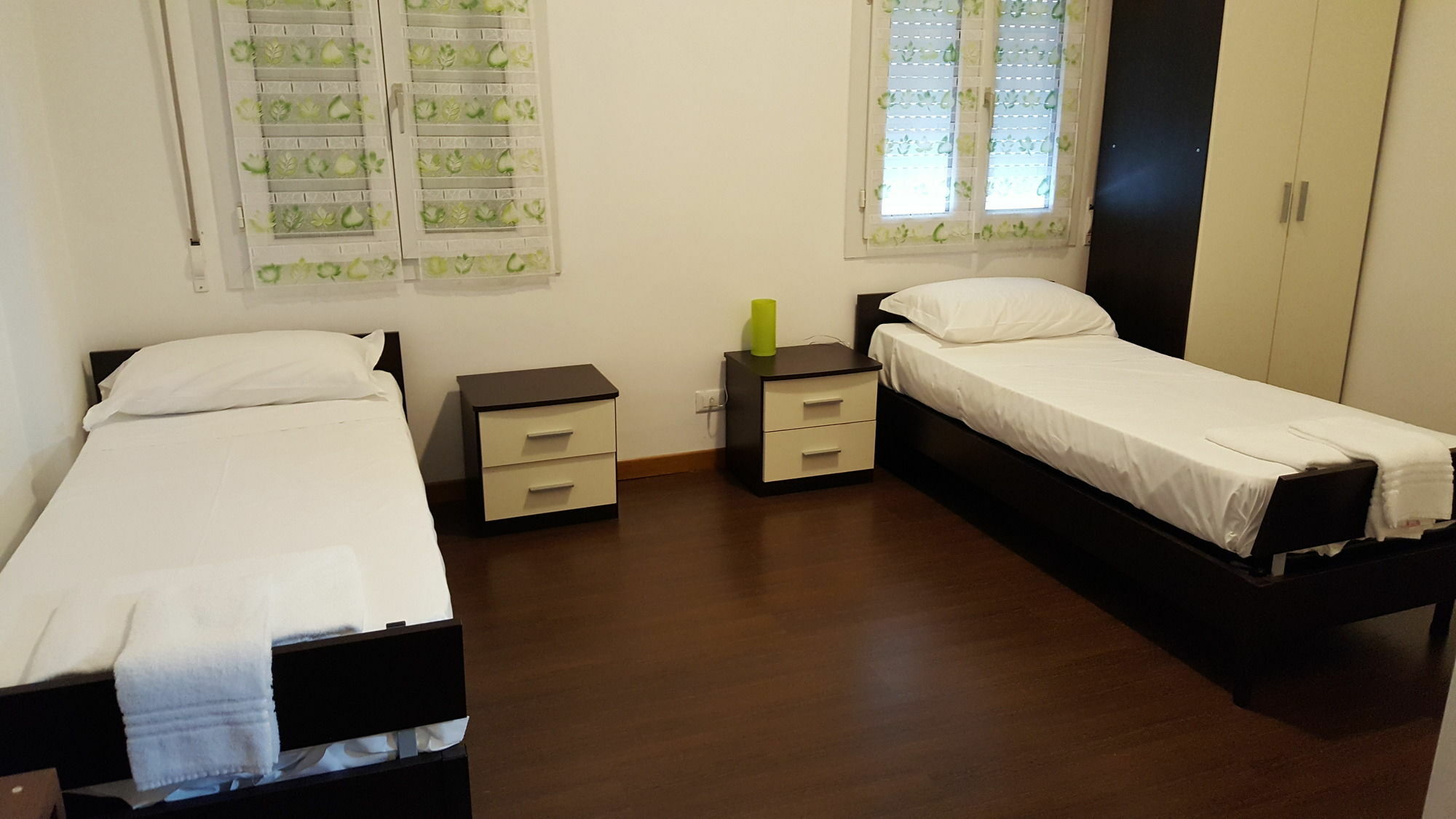 Ca Moderna/Moderno Hotel เมสเตร ภายนอก รูปภาพ